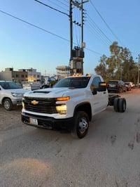 السلام علیكم 310$ سعر ورقة  سیارة سلفرادو 2023 دبل تایر اب اسمي شاصي ط...