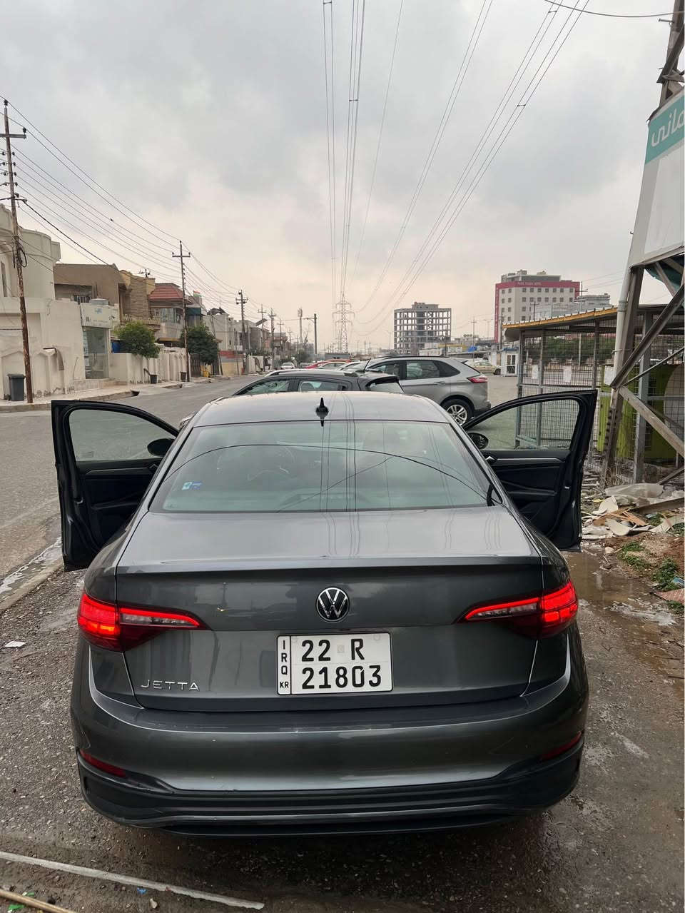 السلام عليكم للبيع فقط بدون مراوس 
جيتا S sport
موديل 2023 ماشية 31 الف ميل 
بيها 3 قطع صبغ بدون دواخل 
كير و محرك جديد محركة 1.5 تيربو 158 حصان 
شاشة كبير الحجم كيج الكتروني 
تبريد و تدفئة كشنات مختم با حرف S 
ارباك سستم كلها 
بيه براس الشاصي شخط بشرط ما بي لا كص و لا تعديل 
ما بيه دينار واحد مصرف 
قبل اسبوع ترقمت السيارة رقم وسنوي جديد لحد 2032
السعر بلاش 147 ورقه و بيه مجال بسيط كلش 
عنوان السيارة اربيل 

للتواصل ***********
واتساب ***********
***********
واتساب *********** أربيل, العراق
