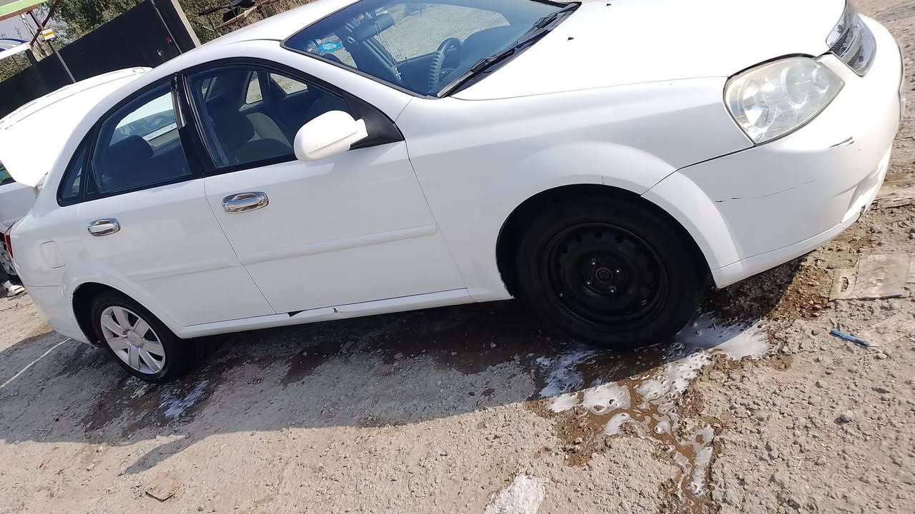 السلام عليكم اوبترا للبيع موديل 2010السياره حداديه جديده تبريد ثلج تدف شغاله السياره رقمه كربلاء بسمي سنويه 2028 تخم تاير جديد مكينه او كير اوتماتيك خير من الله بيه صبغ 3قطع السعر 72او بيه مجال  الاتصال على رقم ***********
