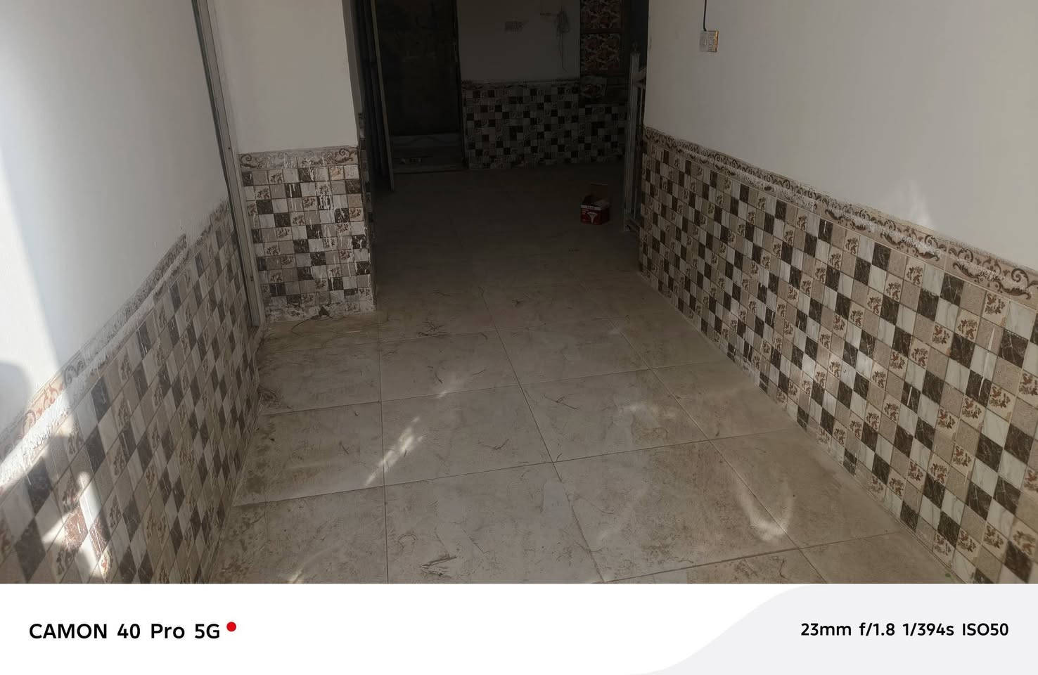 بيت لبيع زراعي ناحية فضليه وره سيد عبد ال سيد حسون مساحة ١٥٠ بناء بلوك سقف عكاده غرف ١ صالة مطبخ ديوانية طارمه صحيات حديقة  خدمات ماء كهرباء شارع مجاري سعر خاص وتصال عله رقم *********** وتصال عله واساب
