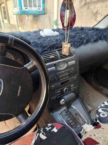 بسم الله الرحمن الرحيم 
سياره ستيشن البيع نوع فورت محور محرك كورلا 
(نحله)اوتماتيك موديل 2009 
رقم ذيقار مشروع وطني الغايه 2027 سياره نظيفه احلا من صوره  محرك جيد +حداديه جيده سياره بسمي مكاني بغداد  م الصدر  *********** السعر 45 بي مجال بسيط
