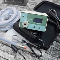 خوان طلع عندي هذه الجهاز الطبي السعر ١٢٠ شامل التوصيل الي يحب يعتمد ٠٧...