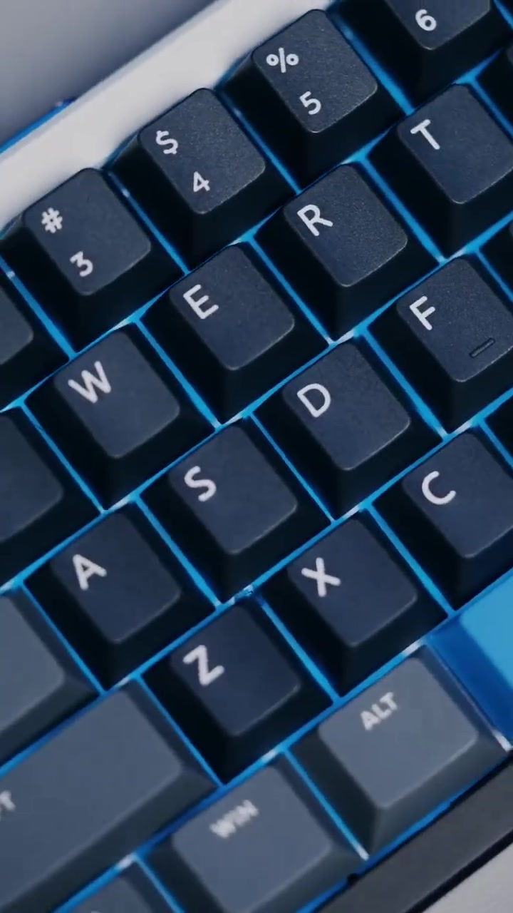 كيبورد مغناطيسي IQUNIX EZ63
Layout: 60% CNC Aluminum
Polling Rate: 8000Hz
Latency: 0.125ms
RT: 0.01mm
Keycaps: Double Shot PBT
السعر 200 🛑


**إذا كنت صاحب هذا الإعلان وتريد حذفه لأي سبب، رجاءا أرسل رسالة إلى الدعم الفني**