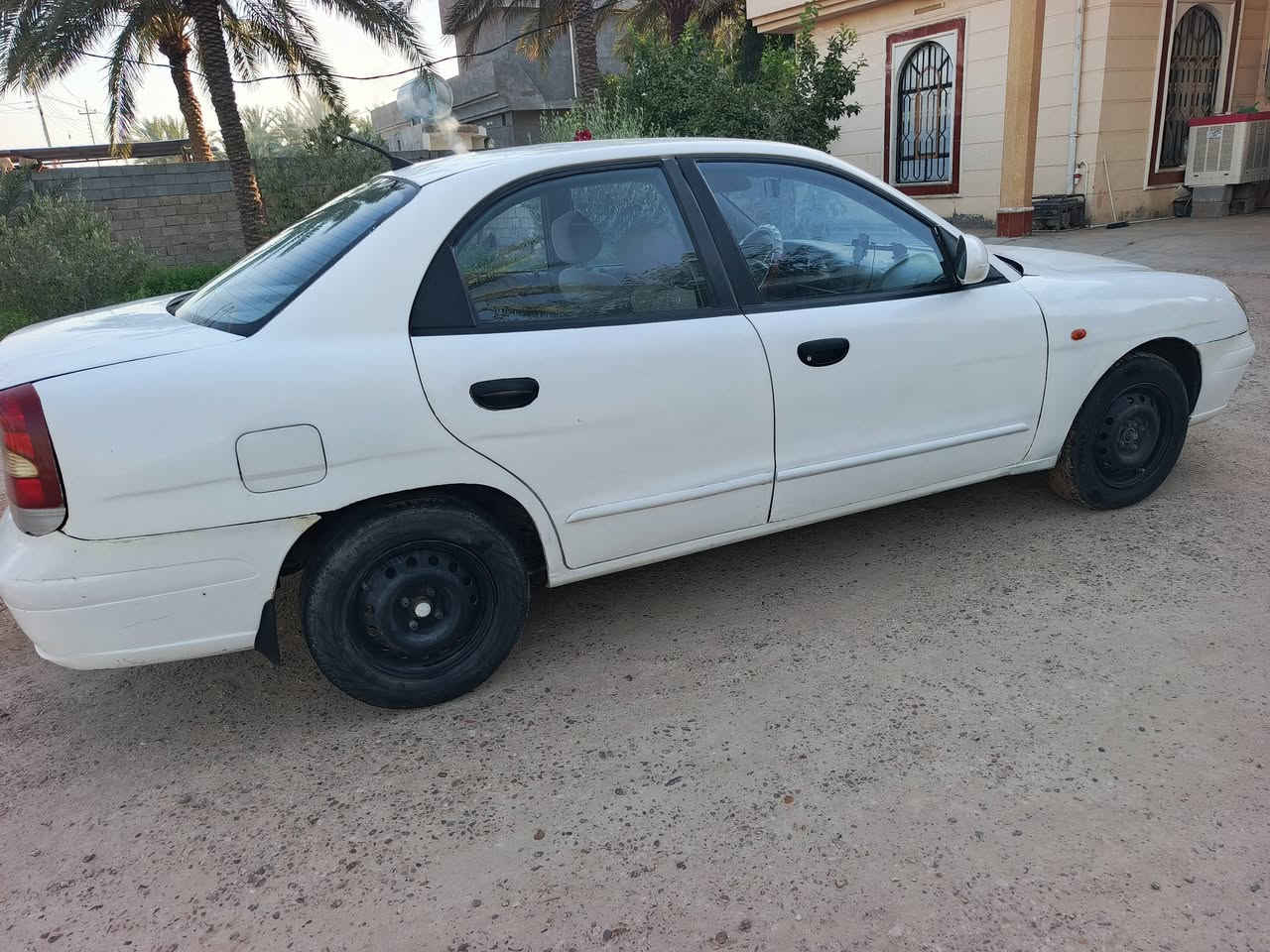 السلام عليكم 
سيارة نوبرا موديل 2000 رقم انبار انكليزي تحويل ثاني يوم سيارة نظيفة  كير  اوتوماتيك ومحرك جديد تبريد شغال  كهربائيات كلها شغاله  مابيها اي نقص  السعر 37  مجال بسيط جدا. 
المكان الفلوجة /النساف
***********
