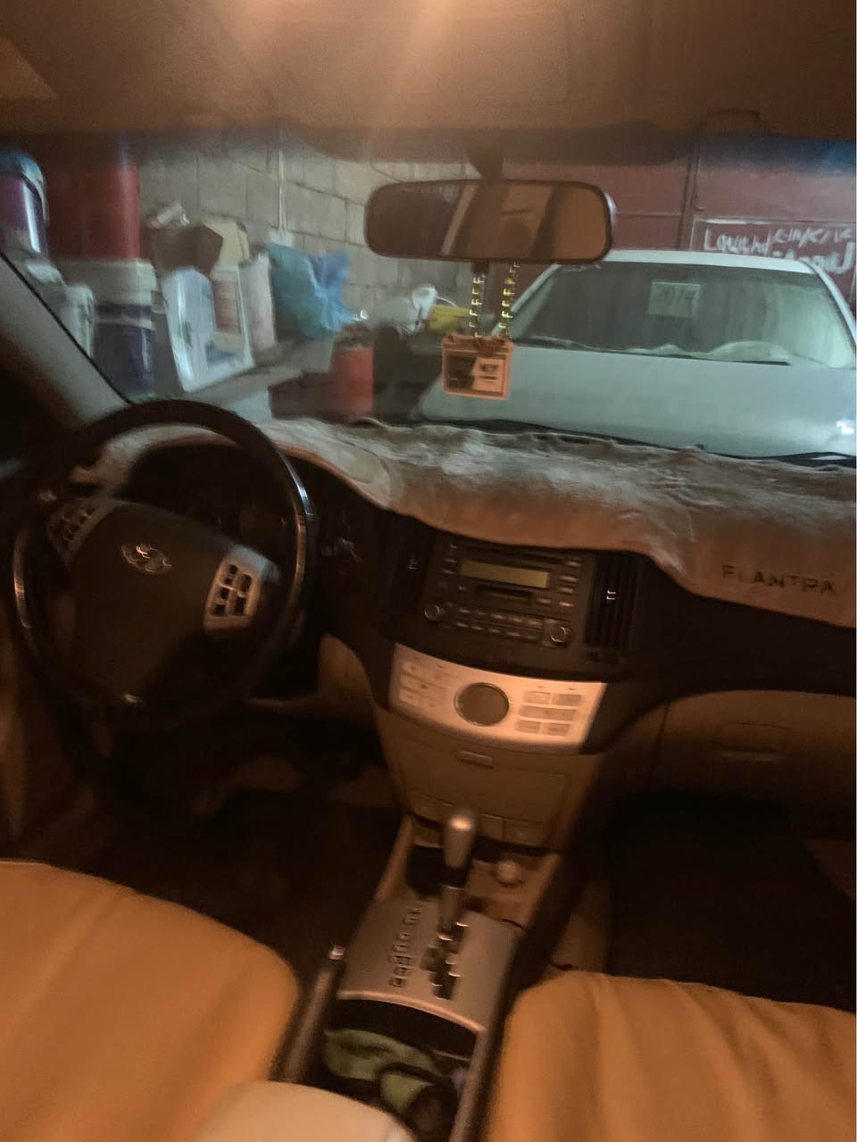 ئاڤانتی 2008 فوول فول بەس سڵایت نیە 
گێڕو مەکینە بەشەرت سەقف بە شەرت بۆ تەلەفۆن کردنی : *********** رانية, السليمانية
