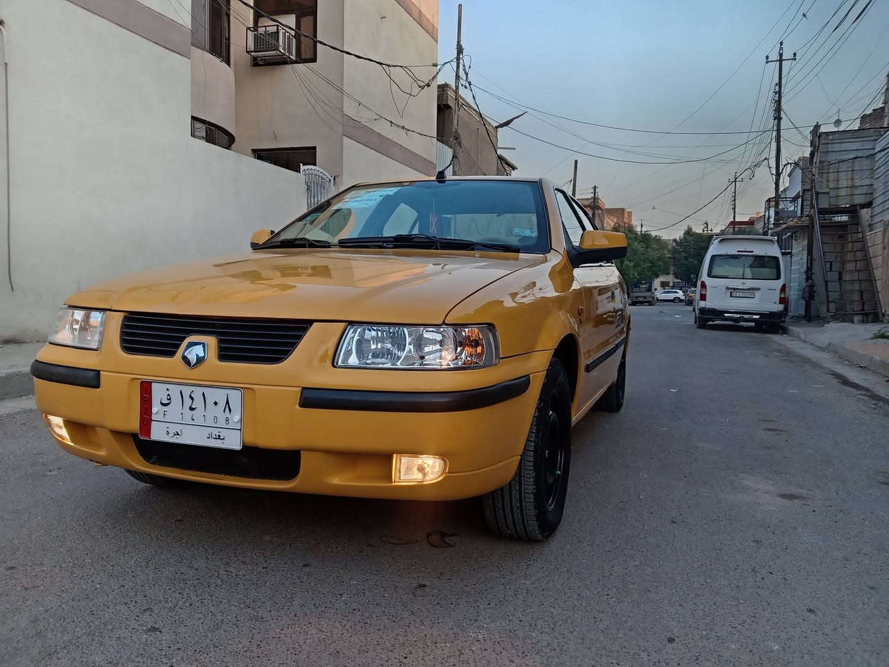 سلام عليكم لبيع موديل ٢٠١١ محرك وكير مكفولآت تخم تاير حداديه أمامي خلفي جديد السنوي تبريد سيارة مكفولة بدون صبغ سيارة جاهزة هاتف *********** مدينة الصدر السعر. 45
