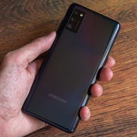 جلاكسي A41 • ٦٤ جيجا ٤ رام • شاشة أمولد ٦.١