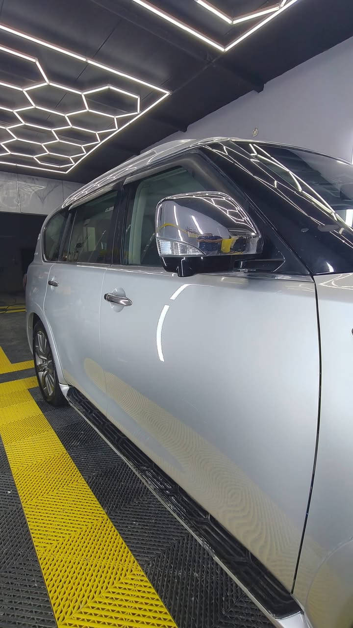 انفنتي QX56 موديل 2011 ياباني
فئة VIP فول 
تبريد تدفئه شامل حتى الكشنات
جنطه كهرباء 
كشنات سياحي 
المكينة والكير مكفول
كهربائيات مكفول
مكينه 8 سلندر 5.6 سريعة بشكل
رقم شمالي بأسمي السنوية جديدة
السياره بيها صبغ فقط الدعاميات
السيارة مكفولة بدون اي حادث
السعر (( 155 )) ورقة وبيها مجال قليل
مكاني الديوانية
***********
