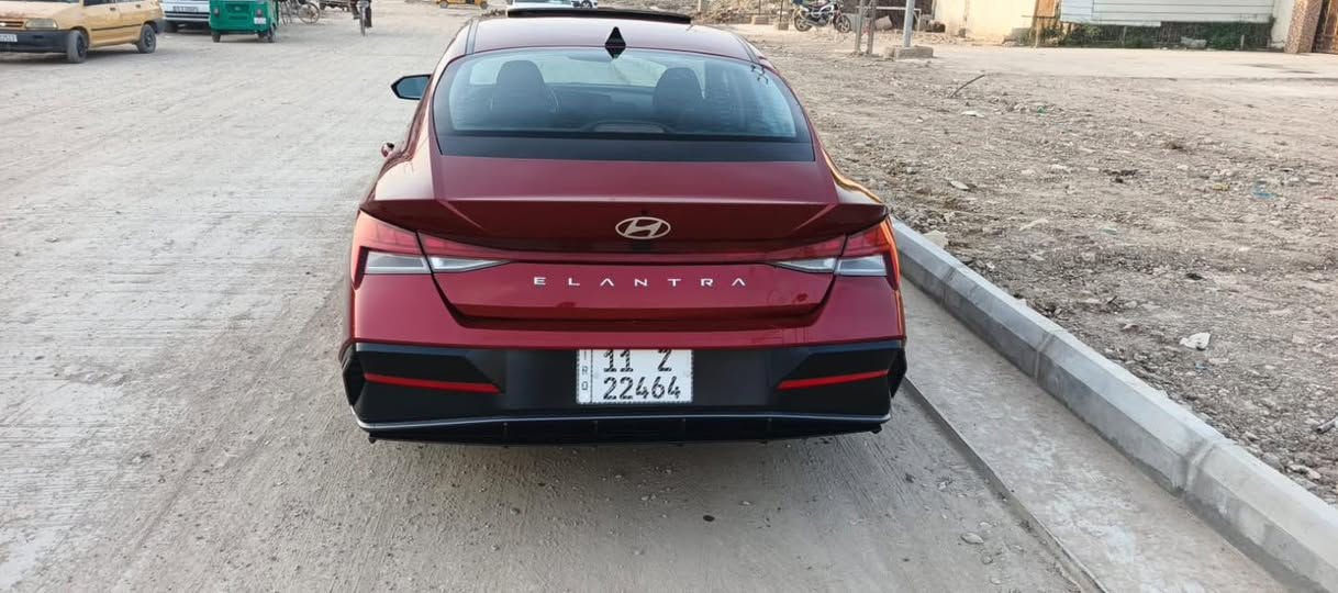 السلام عليكم النترا للبيع العنوان ديالى بعقوبة مكلف بنشرها هاذا رقم صاحبها

‪0774 756 3233‬
