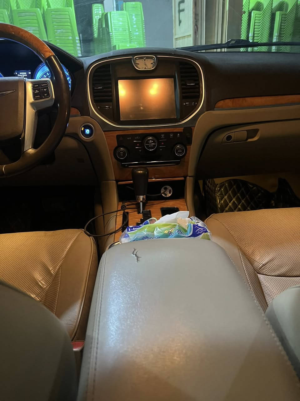 سلام عليكم عدي هاي اوباما البيع موديل 14 بيه كصه بس جنطه محرك 8 وسعره 60 وبيه مجال وهاذا رقمي ***********
