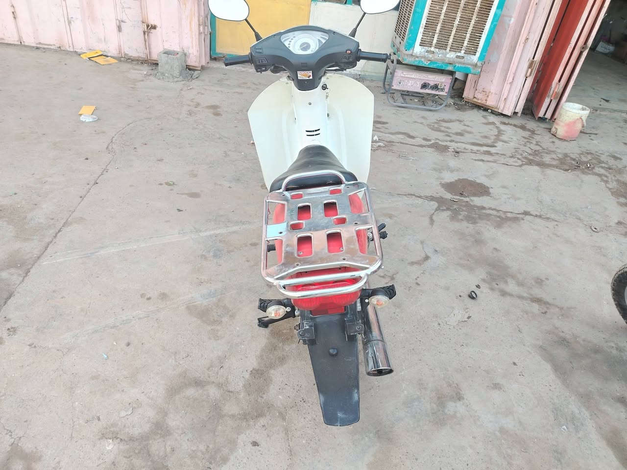 السلام عليكم سرفيز للبيع موديل 12 الماطور ابلادي السعر 550 وبي مجال  ***********
