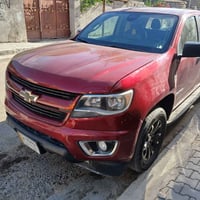 شوفرليت كوالرادو فول مواصفات ماعدا الفتحه سياره بيهه صبغ ٣قط بجم جاملغ...