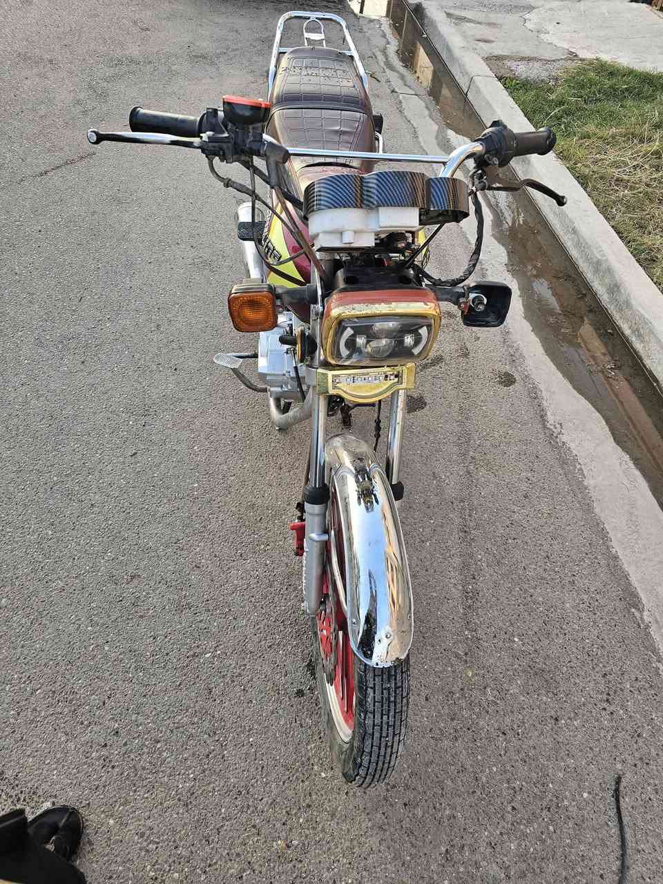 السلام عليكم شباب عندي دراجه سونك محرك 200الدراجه نضيفه مثل ما موضحه بل صوره بيها صوت تفيلس الدشبول مكسور بس الويل لاماني مبدل الباقي موضح بل صوره
الاستفسار
***********
راسلني وتدلل
واتساب موجود
بغداد العامريه
