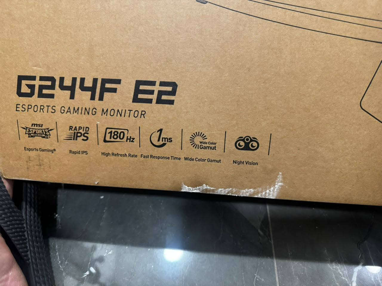 السلام عليكم
شاشة msi حجم 24 / ips / 180Hz
استجابة 1ms
و يو بي اس tiger 1500va اوفلاين
وية كامل ملحقاتهن بـ250 الف
توصيل بغداد فقط - مكاني الغزالية
للتواصل واتساب : ***********
