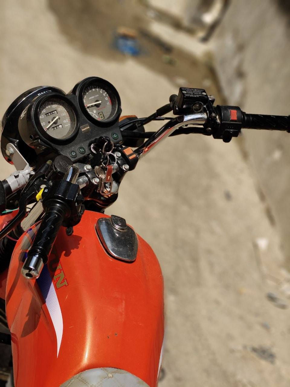 السلام عليكم درجه اللبيع دايون عضم 23الون برتقالي درجه حلوه و نضيفه اوراق سنساخ المكان حله بل قاسم الخاص مفتوح الرقم ***********
