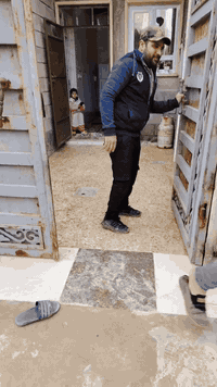 للبيع 100 مربع زراعي ملك صرف قرار 25 حق التصرف قلان تبه نقص البيت لبخ وصبت بيتونه للستفسار ***********
