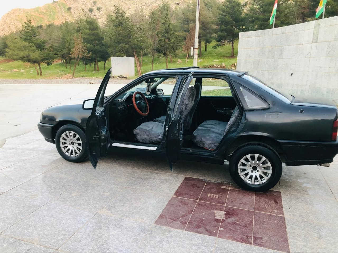 هەرزانترین نرخ
$11 کۆتایی      رانیە        *********** ڤایبەر و واتس ئاپی لەسەرە
ئۆپڵ ڤیکترا مۆدێل 1992 مەکینە 18 ی مەرغوب سندوق و پاوەرە 
کامل گێچ و کارەبای ئیش ئەکا 
سەیارەکە زۆر توندە و لێخوڕینی زۆر خۆشە و زۆر بەهەڵمەتە
گێر مەکینە کارەبای و تندو تۆڵی بەشەرت بەدڵی خۆت لێیخوڕە
پاوەرە سڵایتە و ویل کەپە
سەیارەکە گەرمی و فڵچە و لایتی زۆر مەزبوتە رانية, السليمانية
