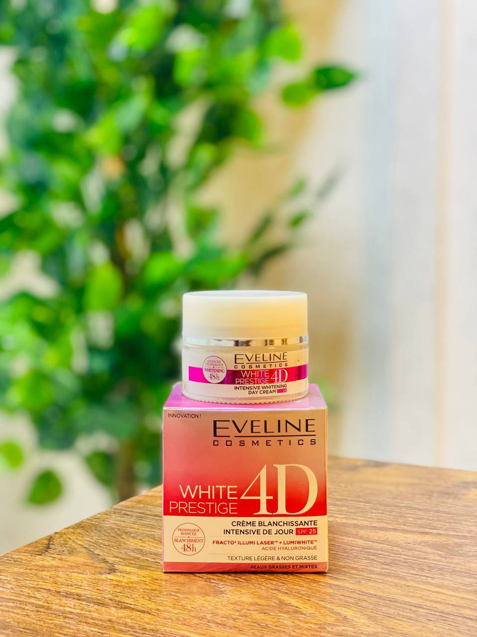كريم EVELINE 4D ✨
بعد هذا الكريم ماراح تعانين من اي تصبغات ماراح تعانين من اي بقع داكنه تكون بالبشرة ♥️
كريم تفتيح للون البشرة وموحد للون البشرة وراح تحصلين على تبيض كلش حلو 😍✨

يحتوي على عامل حماية من الشمس SPF 25 للحماية من أشعة الشمس. 
تركيبته غير دهنية وخفيفة، ومناسبة للبشرة الدهنية والمختلطة. 
يستخدم تقنية FRACTO ILLUMI LASER™ و LUMIWHITE™ المتقدمة لتفتيح البشرة. 
غني بحمض الهيالورونيك لترطيب البشرة بعمق. 
يساعد على توحيد لون البشرة ويقلل من التصبغات.
الحجم 50ml صنع بولندا 🇵🇱


**إذا كنت صاحب هذا الإعلان وتريد حذفه لأي سبب، رجاءا أرسل رسالة إلى الدعم الفني**