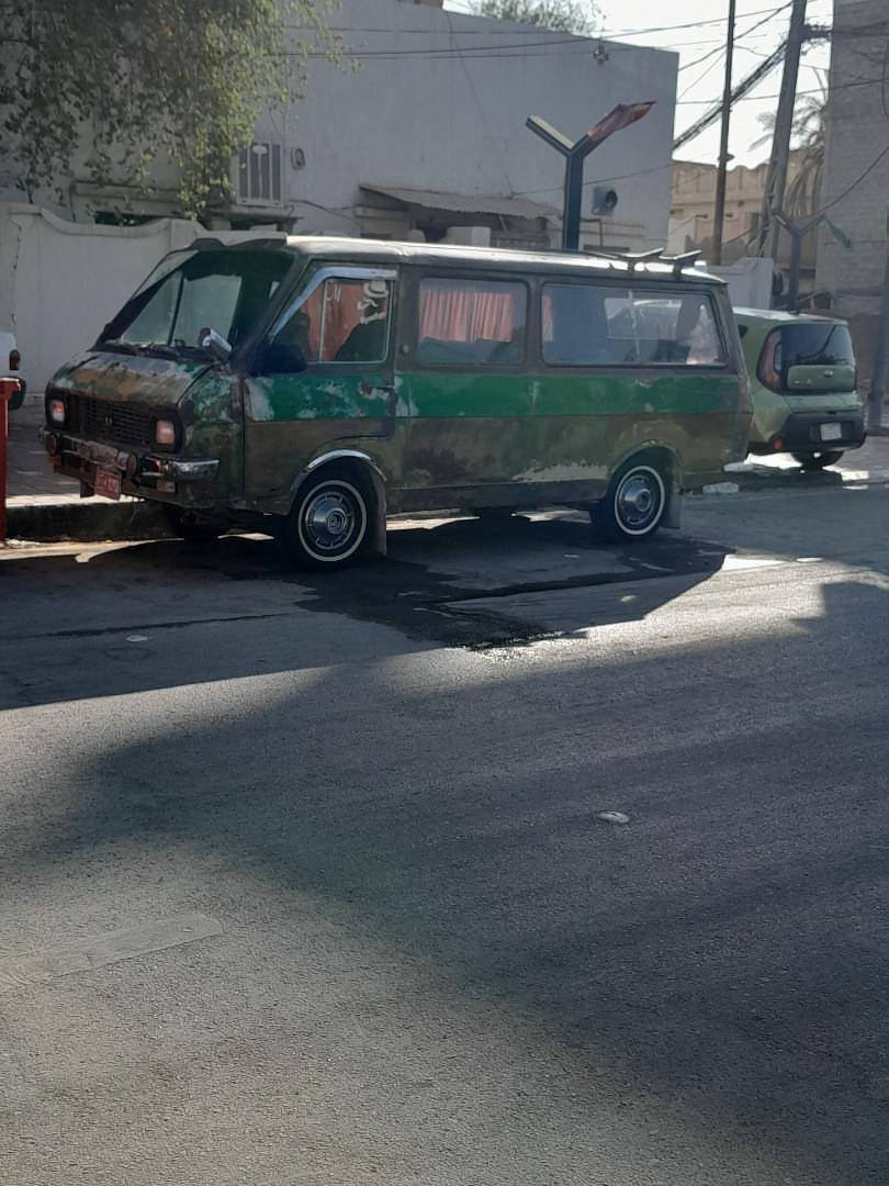 رف لبيع
كير ومكينه ونجي 
أوراق اصوليه راعيها موجود شوكت ما تريد يداور 
***********
