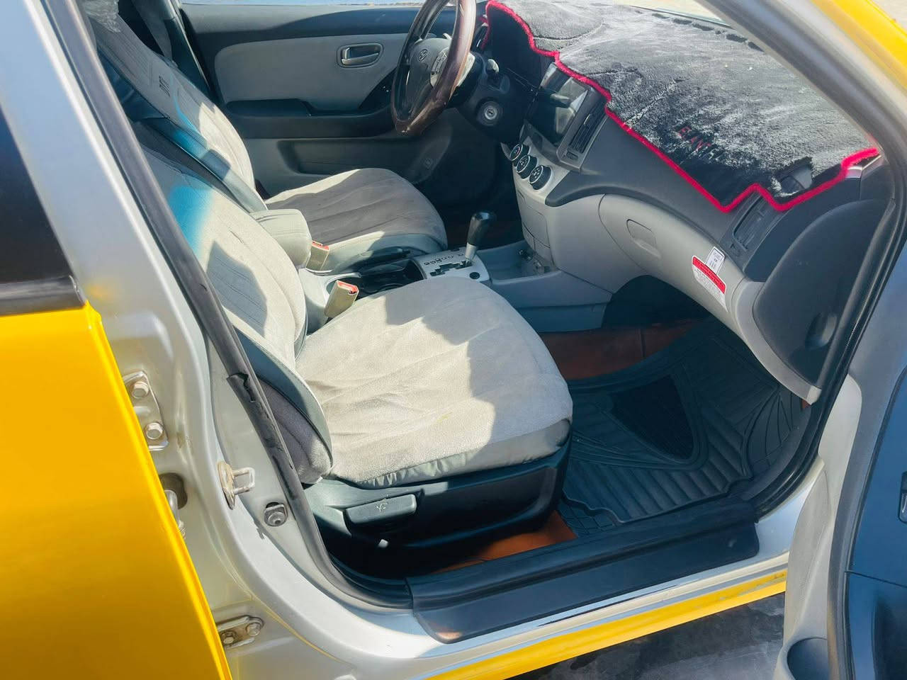 النترا موديل 2009 رقم بغداد نكليزي
بسمي مصفره هيه وغرامات تحويل مباشر 

مكينه 2000 كير نضيف 

صدر امامي وخلفي جديد تخم تاير جديد 

كهربائيات مكفوله حداديه نضيفه دواخل نضيفه 

حادثها خلفي شواصي ولاغود جدد 

العنوان تقاطع نهروان جسر ديالى جديد 

السعر 85 

التصال *********** ***********
