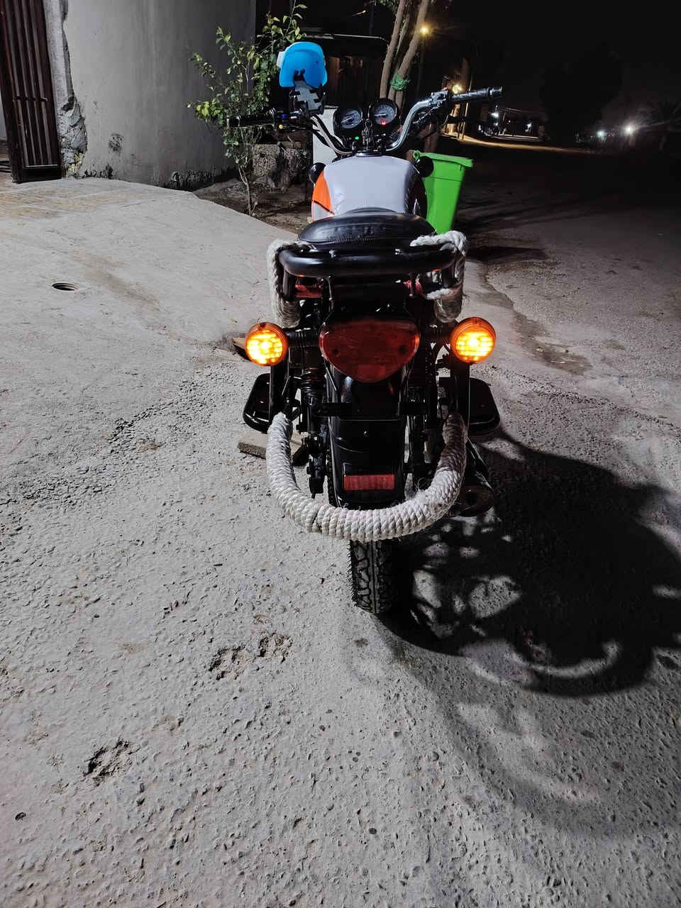 السلام عليكم دراجه دايون نفخ محرك 200
موديل 21.اوراق اصلي وكيلهة السلامي
السعر مليون او خمسين اوبيه مجال
المكان حله ورديه سيف سعد شارع 30
الرقم ***********. ***********
باقي التفاصيل بل خاص
