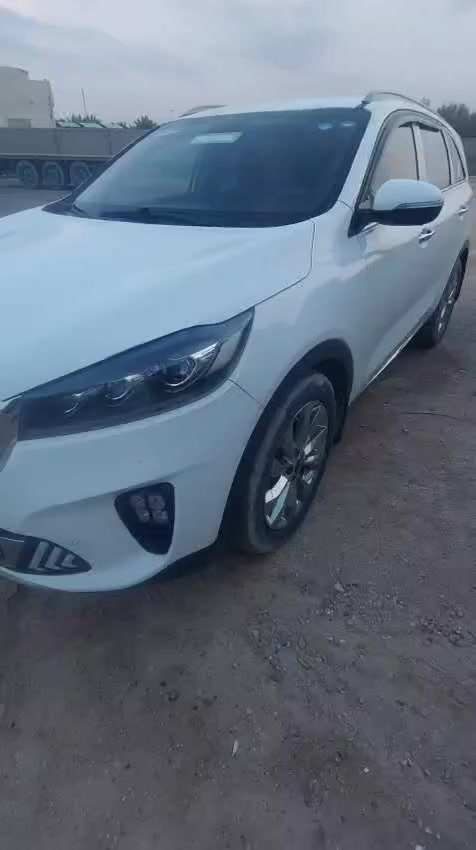 السلام عليكم من رخصت لأدمن 
سياره سورنتو خليجي ٢٠٢٠ أربيل وكاله اول مداور كفاله ٧ راكب ٦ سلندر السعر ٢٥٠ المكان البصره سفوان سونار مرافق مع الصور ترهم امراوس ٢٠٢٢ او ٢٠٢١ مع الفرق 
رقم الهاتف ***********
