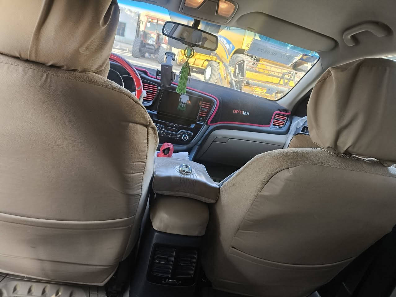 اوبتما 2014 خليجي محرك 2400 بيه اهلال جاملاق وربع الباب طخه خفيفه فقط  
الموصفات  
قطعتين تبريد
بصمه تشغيل 
بصمه أبواب 
بصمه صندوق
مرايات شفط مع اشاير 
حساس خلفي
شاشه

تخم تاير ويل جديد مكاني ذي قار  السياره  بأسمي تحويل مباشر السعر ***********
