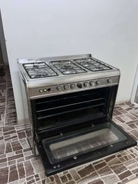 بسمايه • طباخ مستعمل • خمس عيون