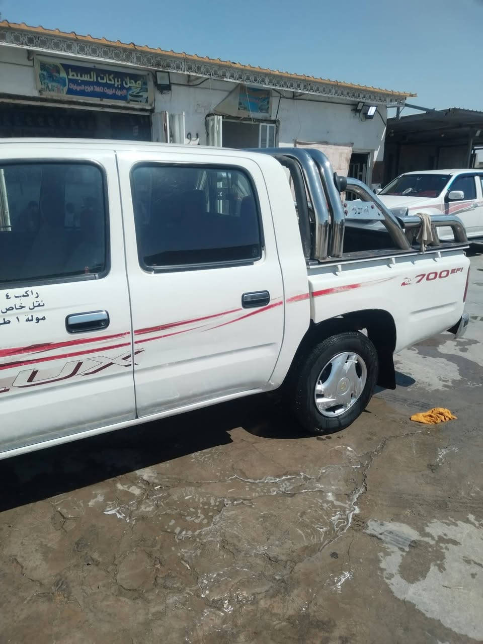 تيوتا جمره موديل 2005 للبيع مكينه كير حداديه كله شرط كهربايات كله شغاله) (رقم ميسان سنويه ل ٢٧ جام كهربائي
سياره بيه بارد بسيط سعر 110 وبيه مجال ***********
