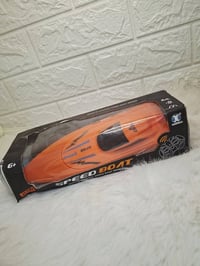 قارب سباق • تحكم عن بعد • حالة ٨/١٠