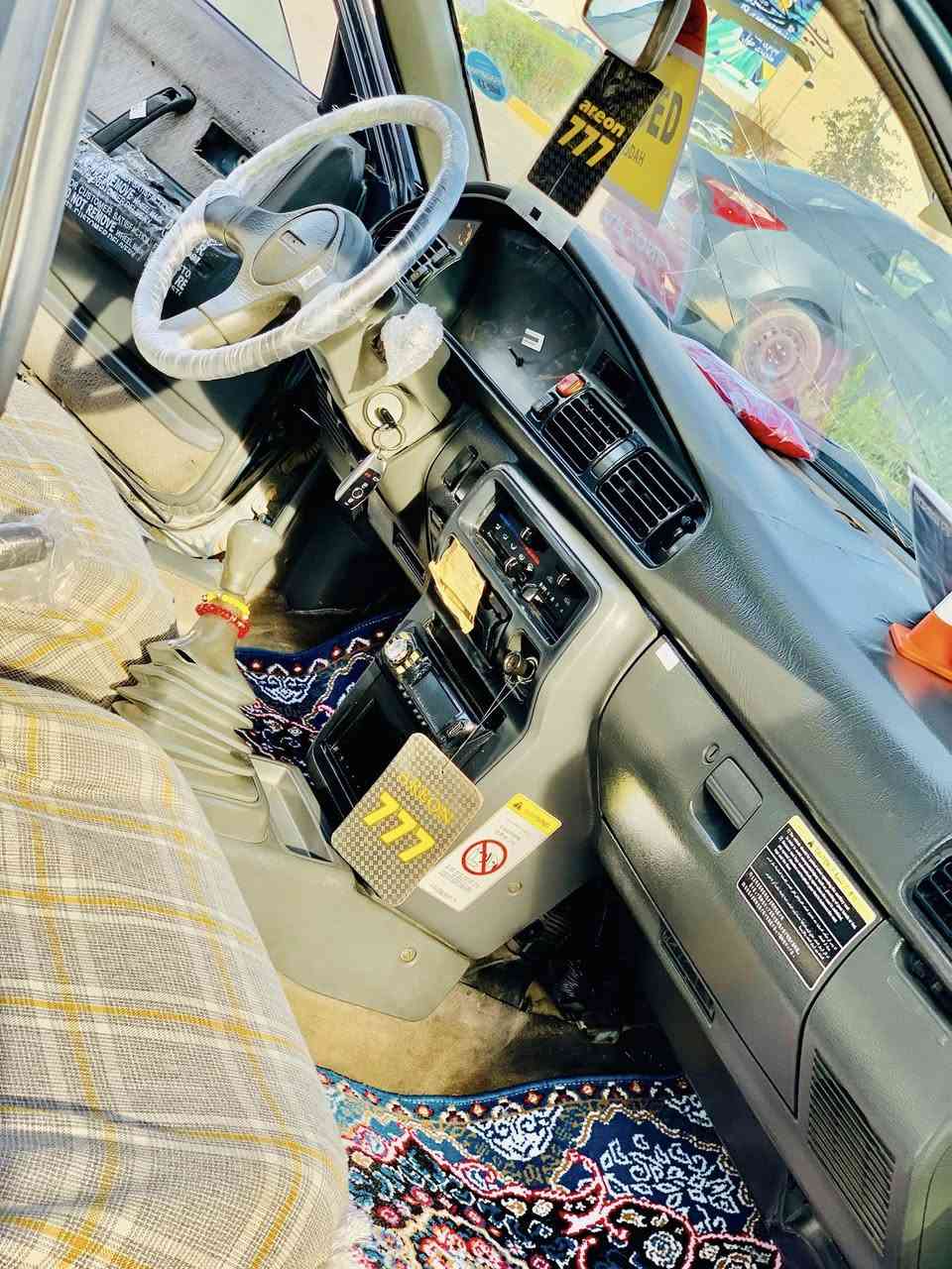 بــــــــۆفـــــرۆشـــــتــن
ماشالله شتى جوان و تاقانه 
سعري٣١ وەرەقە و مەجال
جۆری سەیارە /مـــــازدا ٦٢٦ 🇯🇵
ئارمي پلاستيک سليماني
سه نه وعي عه صليشي له گه لا
مه كينه ى ۸ به خ
مؤديل / ١٩٩٢
گێڕو مەکینەی بیلاد لۆک
گه رمي كارةباي كامل مةزبووت 
٤ جام كاره با
پيش وپشت كه پسه  
هه يكه لي جوان ناوي ده ره جه يه ك
سيدي ئؤكزبلوتوز
کارەبای کامل مەزبوت
سه ياره كه زؤر جايزوو ريك و پيكه
به رگه ده رگا و داشبلي لؤكه
پيشي كامل كراوه به زينؤن
تاقم تا يه و ويلي لؤكه
ئارم/ئه وه ليات/براوه /به شه رت
تكايه ته نها فرؤشتنه

***********
***********
