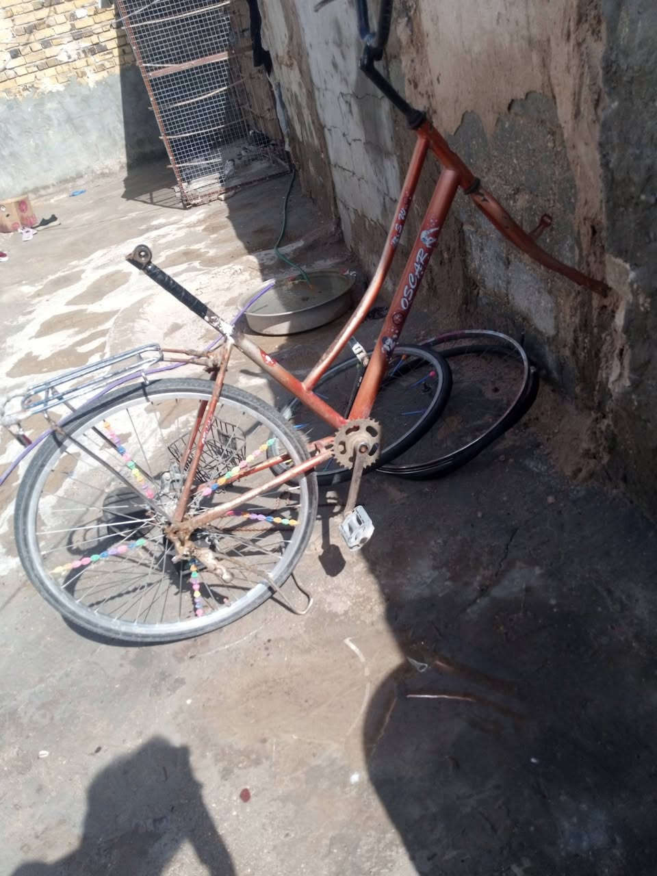 سلام عليكم تم تفصيخ بايسكل حجم 26 ليريد غراض من عنده يتواصل عله هاذا رقم ***********
