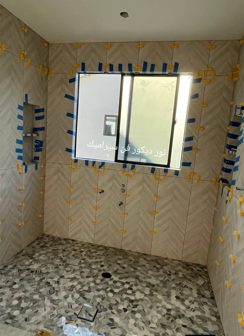 خلفة سيراميك جدران ارضيه كاشي مرمر درج بايات شغل درجه اولى تسليم هندسي بغداد فقط🤳***********
