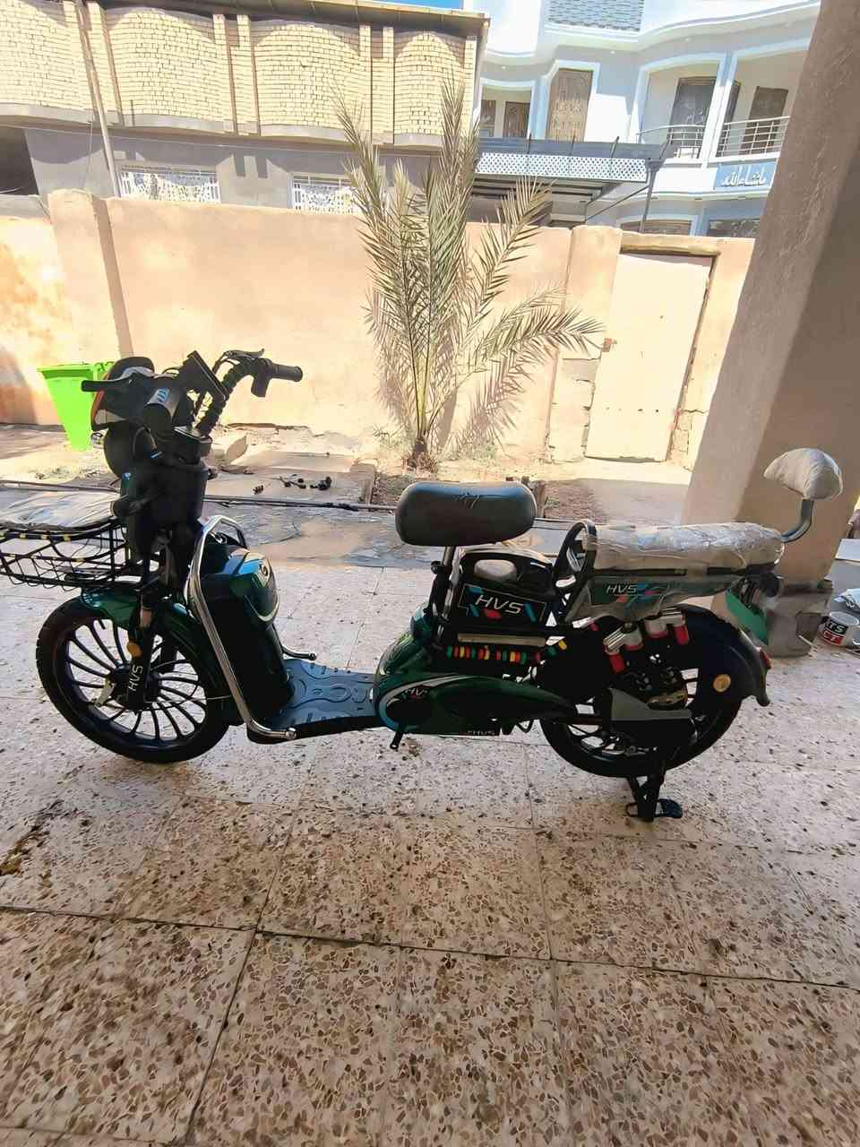 سلام عليكم دراجه حجم 20
البيع سعر 225وبيها مجال حك جيه مستخدمه 
 خمس اشهر كهربايات كلها شغاله للاستفسار ***********متواجد وتساب
