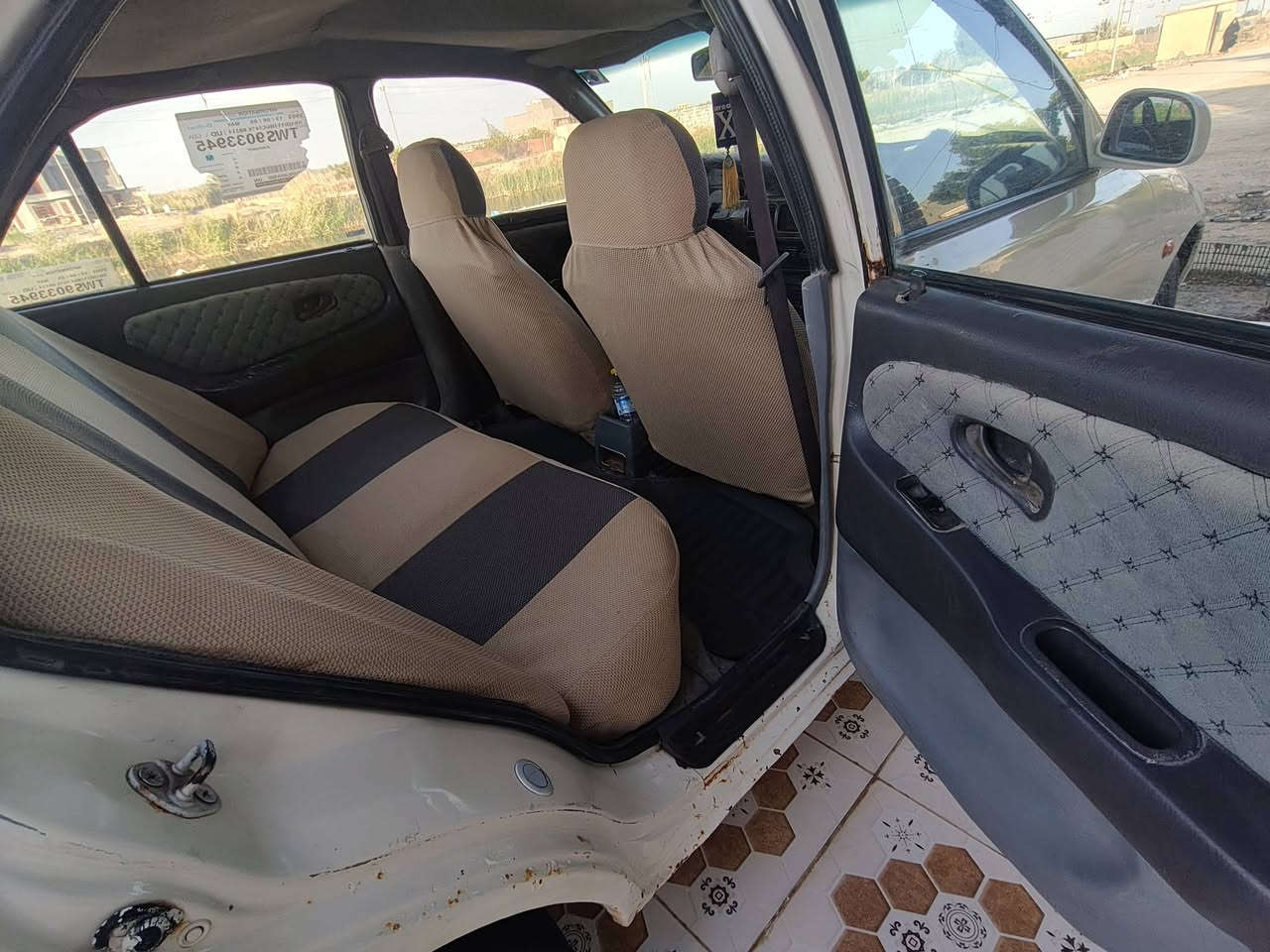 السلام عليكم  بروتون للبيع موديل 2000  مصبوغه عام للجماليه رقم قادسيه   انكليزي سنويه 2030 محرك بي تنقيص سياره جاهزه بسمي مكانهه ديوانيه سعرهه 33  ورقه  محرك نوزلات  للاستفسار الاتصال على الرقم ***********  متوفر واتساب
