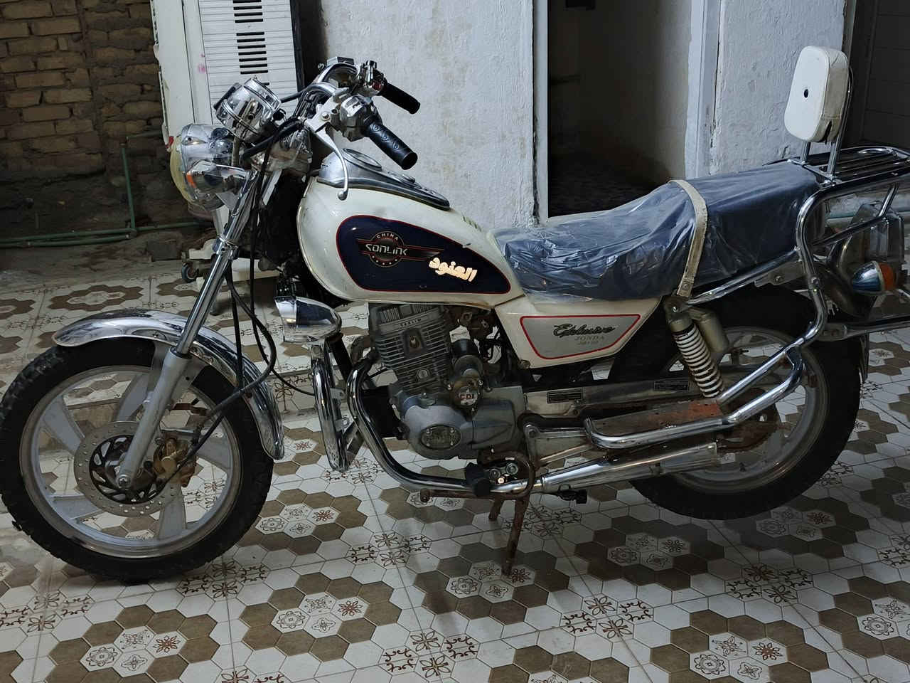 السلام عليكم دراجه  جونده 2019 
جاهزه من كلشيء. اوراق كامله. مكانها الديوانيه  حي العسكري الثالث  

الدراجه معروضه 700 وبيها مجال  قليل كلش قليل 
***********
