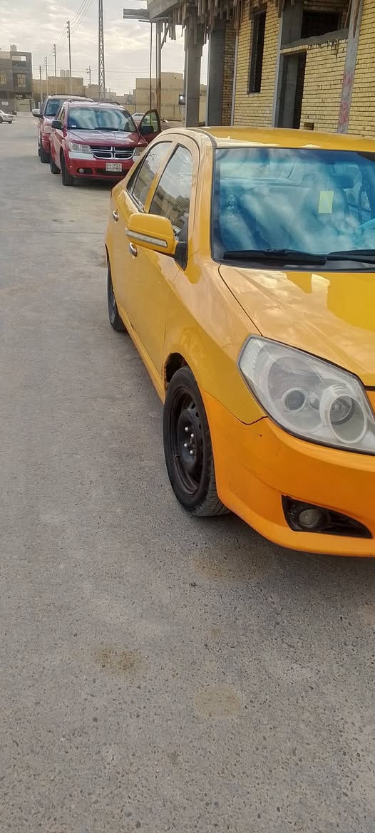 سلام عليكم جلي ام كي موديل 11
السنويه لل 27 كير ومكينه وحداديه كله جديد 
كهربائيات كلها شغاله 
الشاشه شغاله 
مكاني ناصريه المداور ثاني يوم 
*********** 
السعر 28 وبيها مجال
