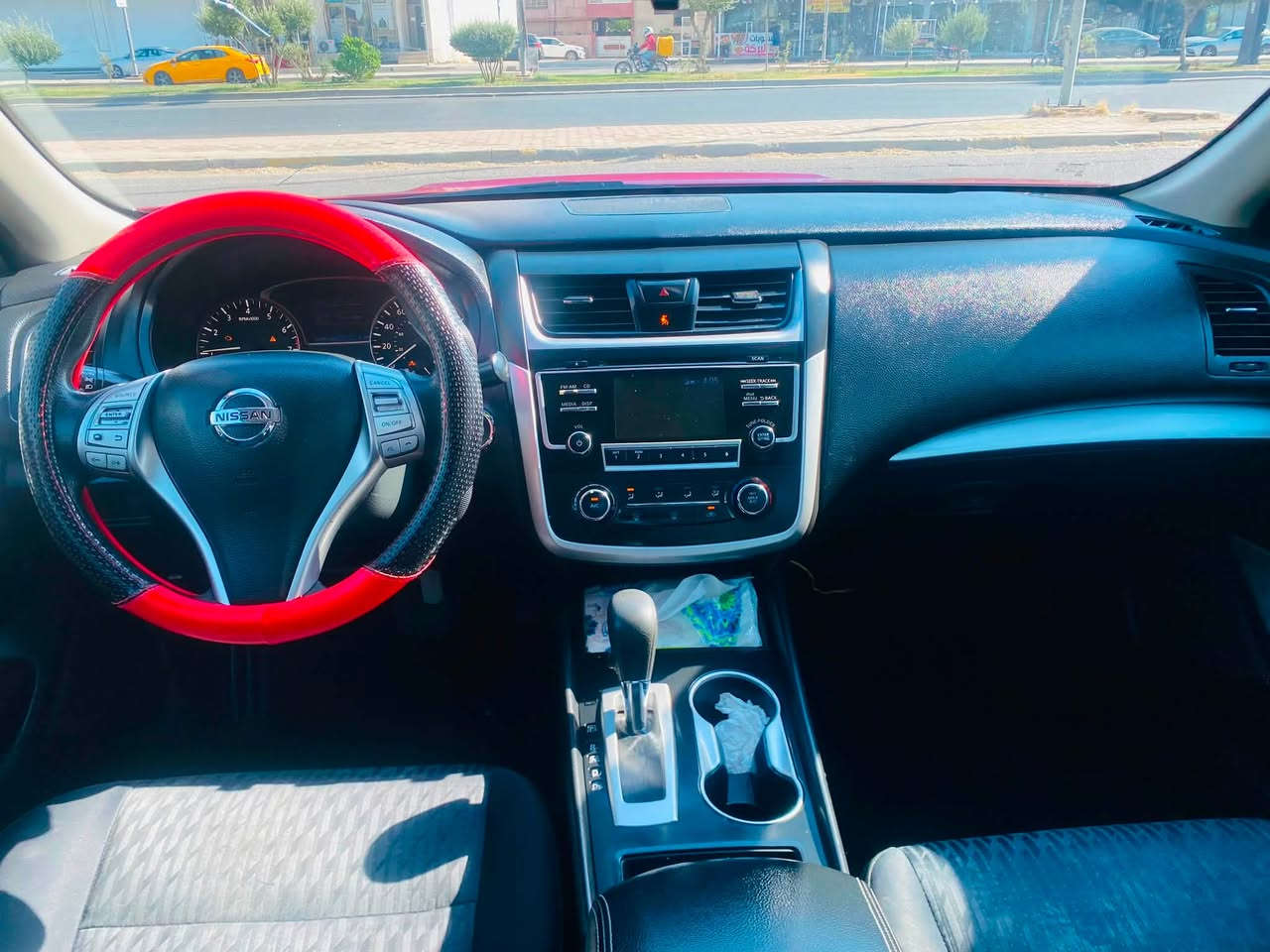 السلام عليكم ورحمة الله
🚗 نيسان التيما 2018 للبيع

🔹 وارد أمريكي – رقم أربيل
🔹 السيارة باسمي وثاني يوم تحويل
🔹 اللون: ماروني (لون مميز ومطلوب)
🔹 الممشى: 133 ألف ميل
🔹 المحرك: 2500  (4 سلندر اقتصادي وقوي)
🔹 الكير: CVT أوتوماتيك
🔹 تشغيل بصمة + تشغيل عن بُعد
🔹 كامرة خلفية
🔹 فئة S
🔹 استخدام شخصي
 الملاحظات:

* تبديل جام لغ أمامي جهة اليمين.
* ضرر سابق بالجنطة راجع بارد.
* يوجد أثر شخوط خفيف في الباب الخلفي جهة السائق والتنتة نتيجة التحميل بالحاوية.
💰 السعر: 123 $(12،300) وبيها مجال بسيط للشراي 
مكان السياره كركوك  
.
📌 على السيارة غرامات مقدارها 685 ألف دينار تُخصم من سعر السيارة.

📞 للاستفسار مراسلة الخاص.

الله يبارك للبائع والشاري. 🤝🚗

#التيما #نيسان_التيما #Altima #سيارات_العراق #بيع_سيارات #اربيل #بغداد #كركوك #الموصل #ا


**إذا كنت صاحب هذا الإعلان وتريد حذفه لأي سبب، رجاءا أرسل رسالة إلى الدعم الفني**
