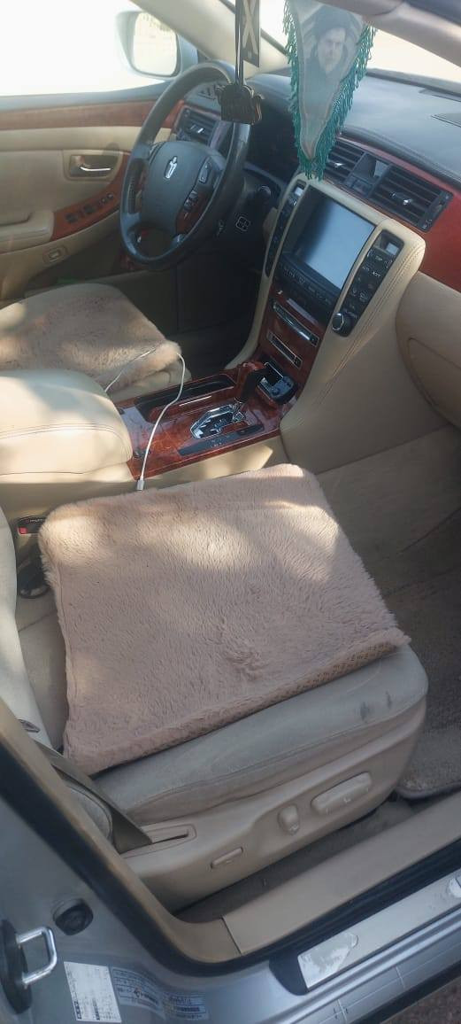 سلام عليكم شاهينه موديل 2007 كصه قماره فقط فول مواصفات ادوات حديده سياره حلوه تخبل مكان بصره رقم ***********.  السعر 65 وبيه مجال الطيبين
