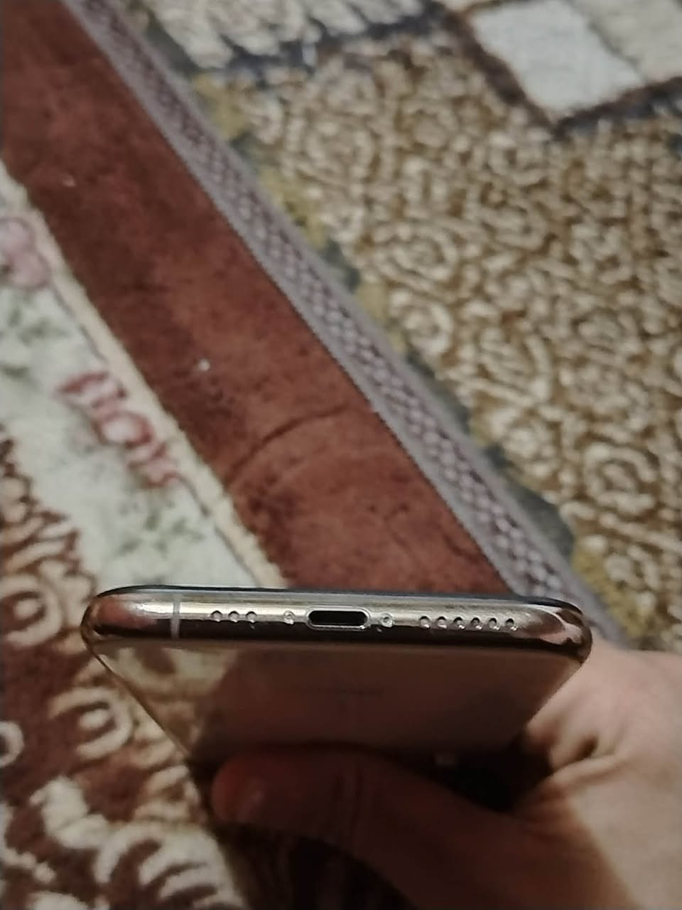 السلام عليكم يوجد جهاز اكس اس ذاكره 256بطاريه 74بلادي  فقط بي هاي السواده مامئثره عشاشه بس نوبات اشوي ايثكل المس بس شيء قليل

بيع سعر 150يرهم مراوس ابجهاز عادي زين 
متواجد خاص الاتصال ***********
