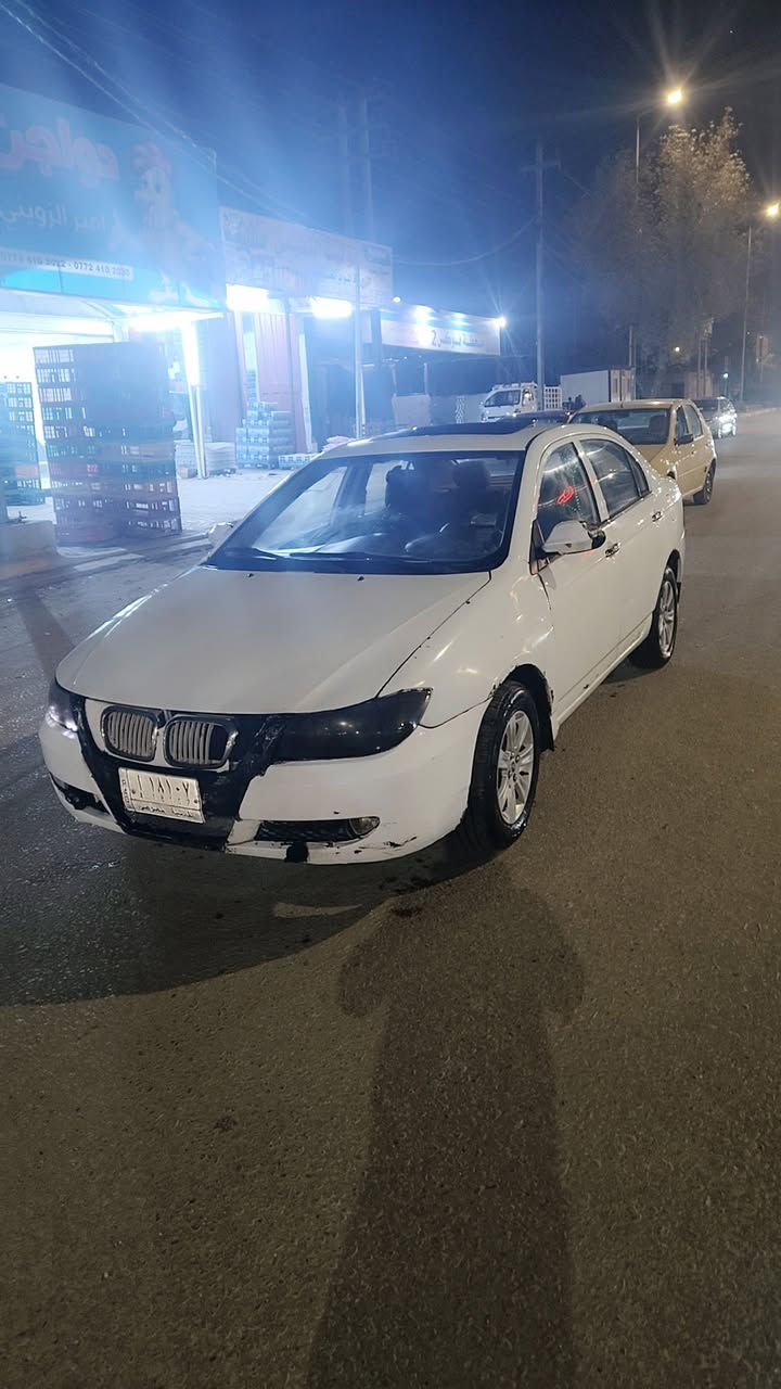 من رخصت مدير الكروب ليفان موديل 2013 السياره جاهزة على اخر حبايه محرك كير كهربايات تخم تاير باتري حداديه تبريد ثلج برغي مابيه نقص رقم قادسيه مشروع وطني السياره بسمي اتريد تحويل اتريد وكاله بل يعجبك السياره كله ابلاديه ماملعوب بيه العنوان كربلاء المقدسه السعر 45وبيه مجال ***********
