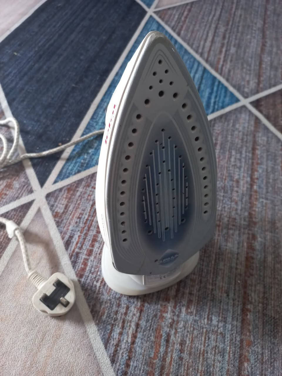 السلام عليكم غراض للبيع 
كاربد بوهيمي قياس 4×3
دوشك نفر طبي 
مكناسة كهربائية نقص صوندة 
اوتي كهربائي 
بنكة جدارية حجم كبير 
جدر ضغط. 
الكل 150 
بغداد بالحبيبية


**إذا كنت صاحب هذا الإعلان وتريد حذفه لأي سبب، رجاءا أرسل رسالة إلى الدعم الفني**