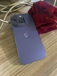 ايفون 14 برو ذاكره 256 بطاريه 90 شريحه إلكترونيه نظيف وتر بروف شخط واح...