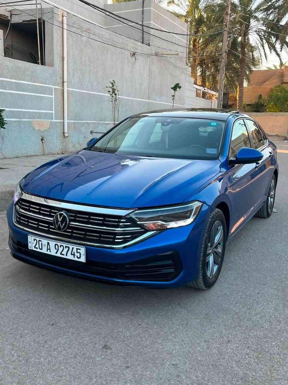 السلام عليكم للبيع 

 Volkswagen Jetta 2024 وارد أمريكي 
فول مواصفات SE
بصمة أبواب + تشغيل 
تشغيل عن بعد 
بانوراما 
مقاعد جلد 
مقعد كهربائي 
رادات امامية + خلفية 
نقطة عمياء
سايد بريك كهربائي 
محرك 1500turbo
شاشة كبيرة 
Apple CarPlay 
انارة LED امامية خلفية 
إطفاء ذاتي

ماشية 24,000mi
السيارة حادثها البنيد والجامرلغ صبغ
 بدون دواخل والسونار مرفق بالمنشور
السعر 15,700$ وبيها مجال
العنوان ديالى بعقوبة 
للأستفسار الأتصال على الرقم ***********
