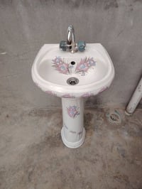 ئەم ئەشیانە بۆفرۆشتن   مەخسەلەی دەست شۆر حەجم بچوک لۆکە کامل خەڵاتەی ل...