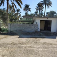 القلعة الثانية • بستان مزروع • ٤ غرف