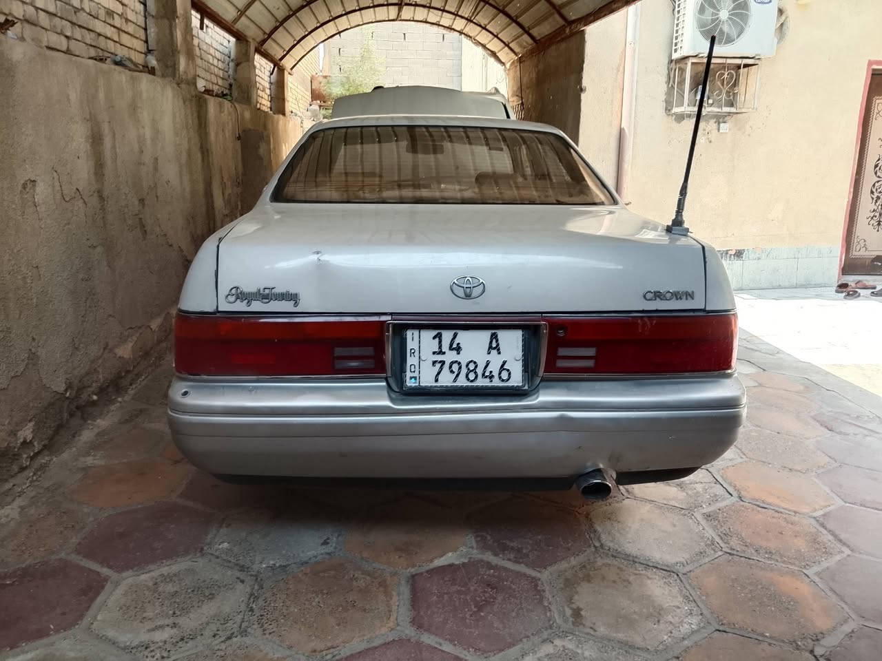 بطه فصل رقم بصره دولي 
السياره باسمي كامله من كلشي 
مكينه وكير و تبريد و حداديه 
تخم تاير 
كهربائيات كامله 
تحويل مباشر 
مكان البصره_ الزبير 
السعر مناسب 
لاستفسار التصال عله الرقم 
*********** ابو عباس
