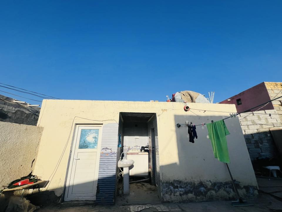 بيت للبيع يتكون من ٣غرف وصاله ومطبخ وصحيات خارجيه وبراني ومساحته ٤٥٠ متر بيت ركن شارع تبليط 

العنوان الديوانيه قضاء الشافعيه قرية ال محنون 
للاستفسار اكثر اتصال على هذا الرقم ‭٠٧٨١ ٣٦٩ ٩٢٩٠‬
