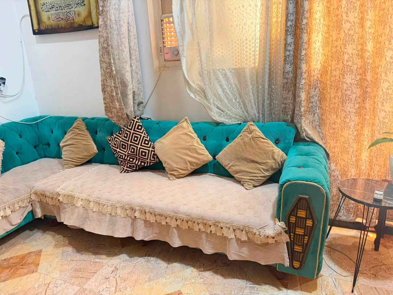 السلام عليكم ديوان للبيع نظافة 95 ‎%‎ السعر 450 وبي مجال للشراي مكاني تقاطع القدس دور الزراعة للاستفسار ***********
