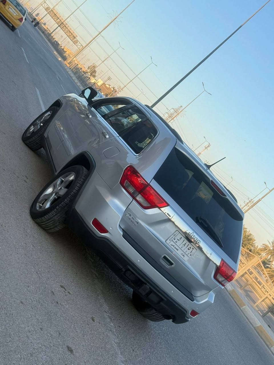 السلام عليكم سياره نوع جيب لاريدو مديل 2013كلين كفاله عامه بس بنيد فول مواصفات فتحه تحكم استرن حساسات مري شفط كشنات جلد اشاير بل مري شفتات ستيرن مكينه 3600السياره كامله من كلشي تحويل مباشر العنوان كربلاء السعر 163بيها مجال رقم الهاتف ***********
